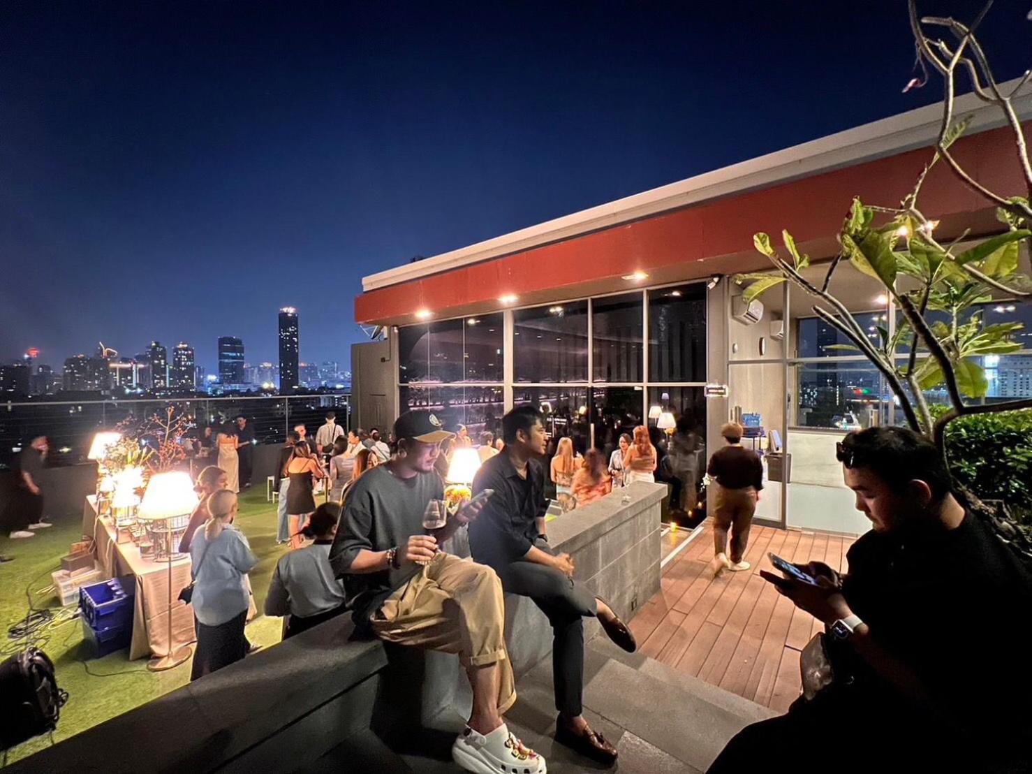 The Residence On Thonglor By Uhg Bangkok Kültér fotó
